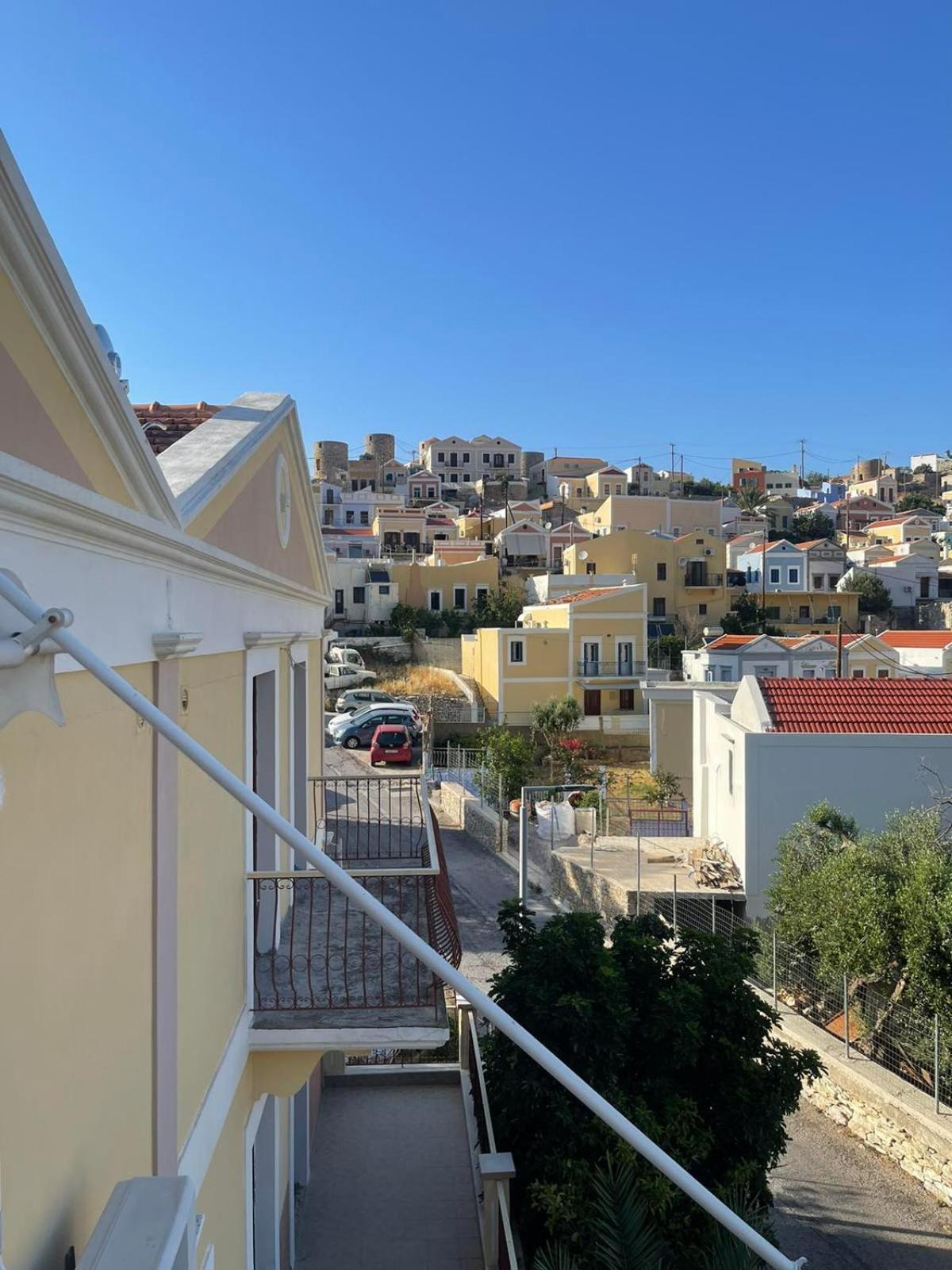 Villa Pinotsi Symi Exterior photo