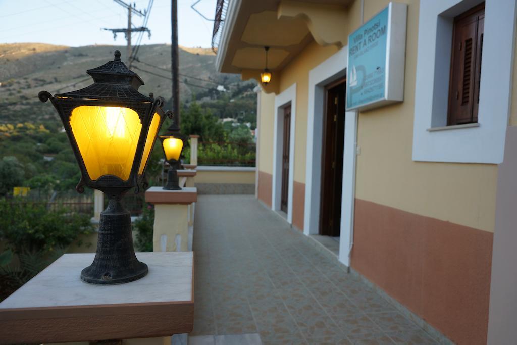 Villa Pinotsi Symi Exterior photo